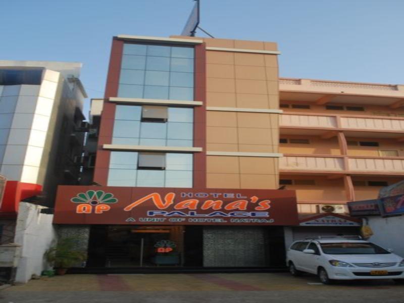 Oyo 17332 Hotel Nana'S ダマン エクステリア 写真