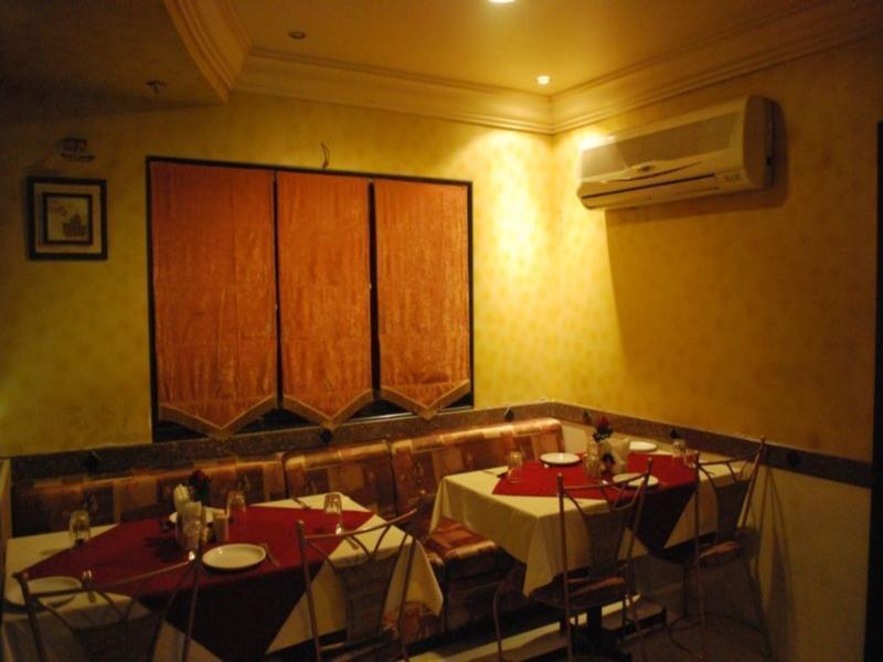 Oyo 17332 Hotel Nana'S ダマン エクステリア 写真